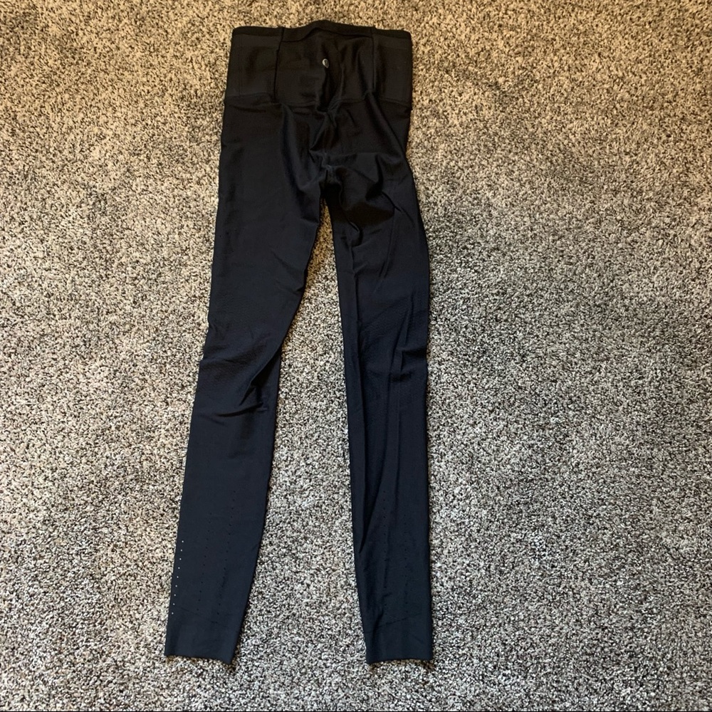 Lululemon Zoned In High Rise Tight 27" - Picture 2 of 4